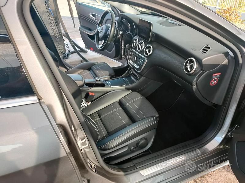 Usata Mercedes A200 136 CV (100 kW) 2017 Berlina