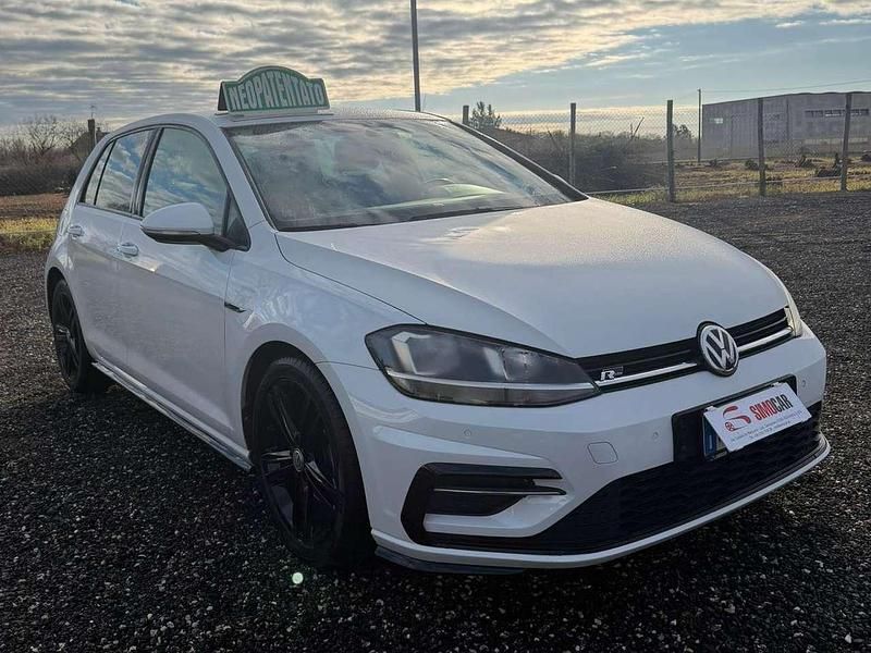 Usata VW Golf VII Sportline 116 CV (85 kW) 2018 Bianco Berlina