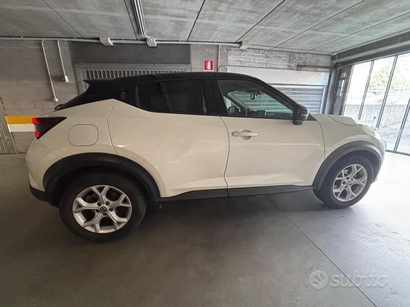 Usata Nissan Juke N-Connecta 114 CV (83 kW) 2022 Bianco SUV