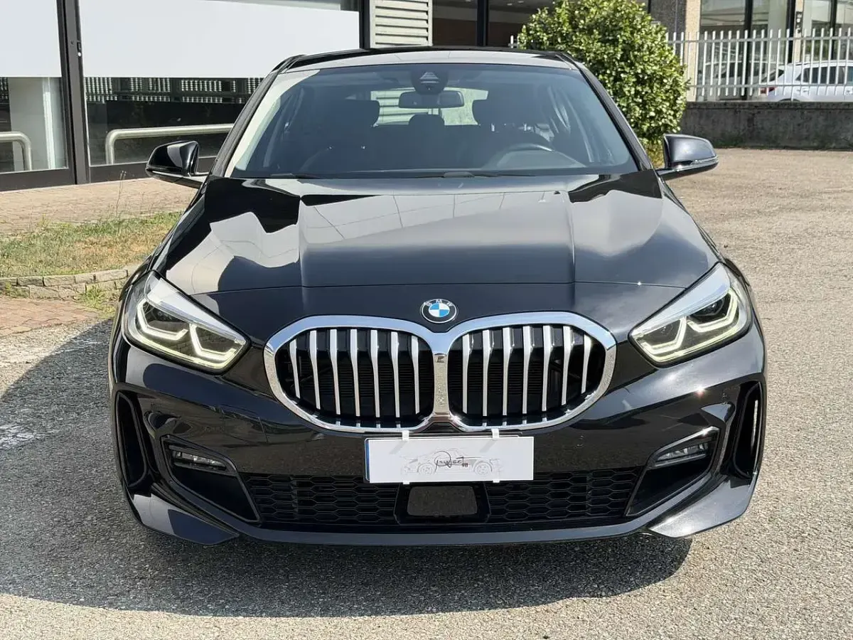 Usata BMW 116 M Sport 109 CV (80 kW) 2022 Nero Utilitaria