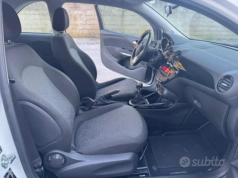Usata Opel Adam Jam 87 CV (63 kW) 2016 Bianco Utilitaria