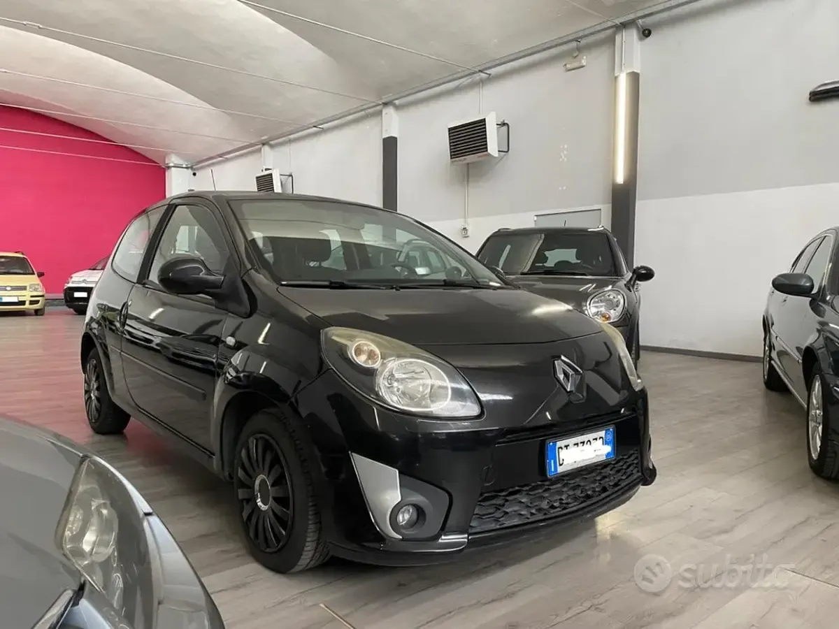 Usata Renault Twingo Dynamique 58 CV (42 kW) 2008 Nero Utilitaria