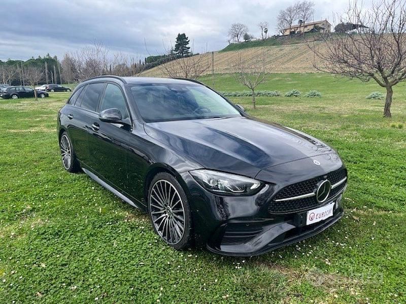 Usata Mercedes C300e Premium 265 CV (194 kW) 2022 Nero Station wagon