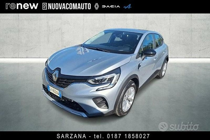 Usata Renault Captur Zen 101 CV (74 kW) 2022 Grigio SUV