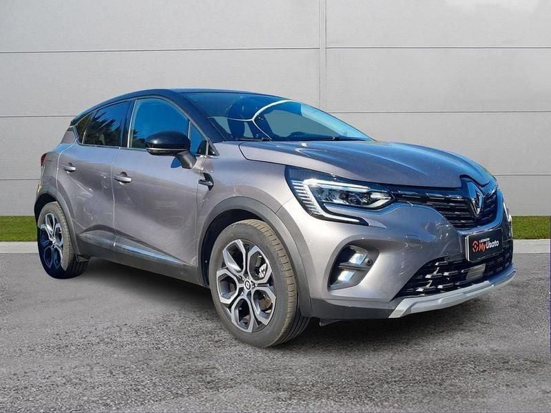 Usata Renault Captur Techno 94 CV (69 kW) 2022 Grigio SUV