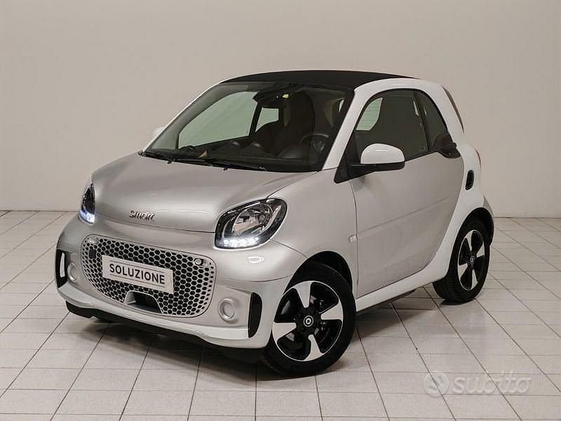 Usata Smart ForTwo Coupé Passion 60 kW (82 CV) 2021 Grigio Utilitaria