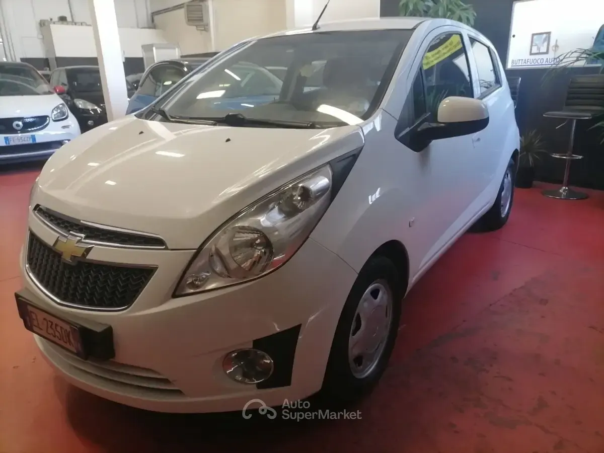 Usata Chevrolet Spark 68 CV (50 kW) 2012 Bianco Utilitaria