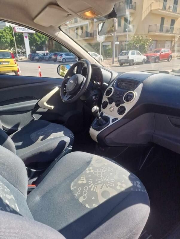 Usata Ford Ka 74 CV (54 kW) 2011 Viola Utilitaria