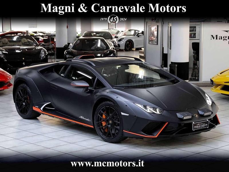 Nero nemesis Usata 2024 Lamborghini Huracán Coupé | 366.850 € (Super prezzo) - Immagine 1/4