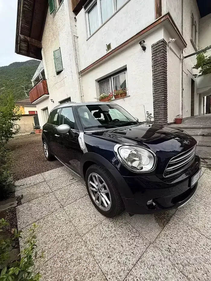 Usata Mini Countryman 111 CV (81 kW) 2016 Bluazzurro SUV