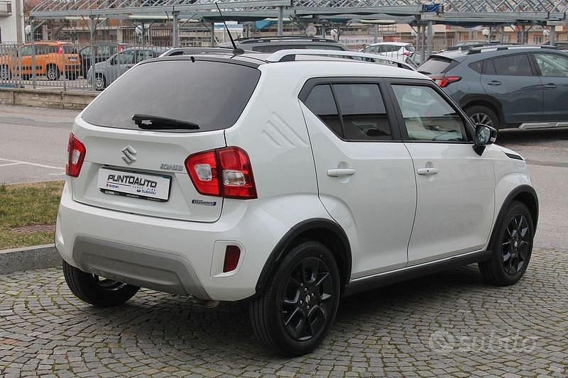 Usata Suzuki Ignis 83 CV (61 kW) 2022 Bianco SUV