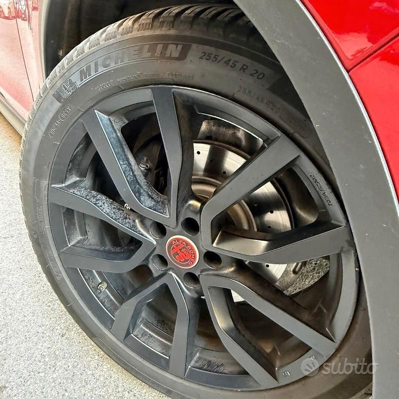 Usata Alfa Romeo Stelvio Super 280 CV (205 kW) 2018 Rosso SUV