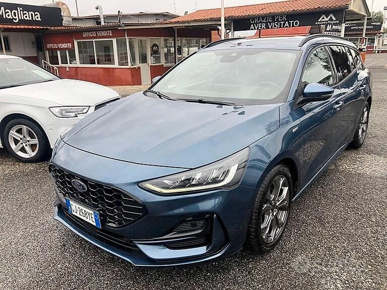 Usata Ford Focus ST-Line 120 CV (88 kW) 2022 Grigio Station wagon