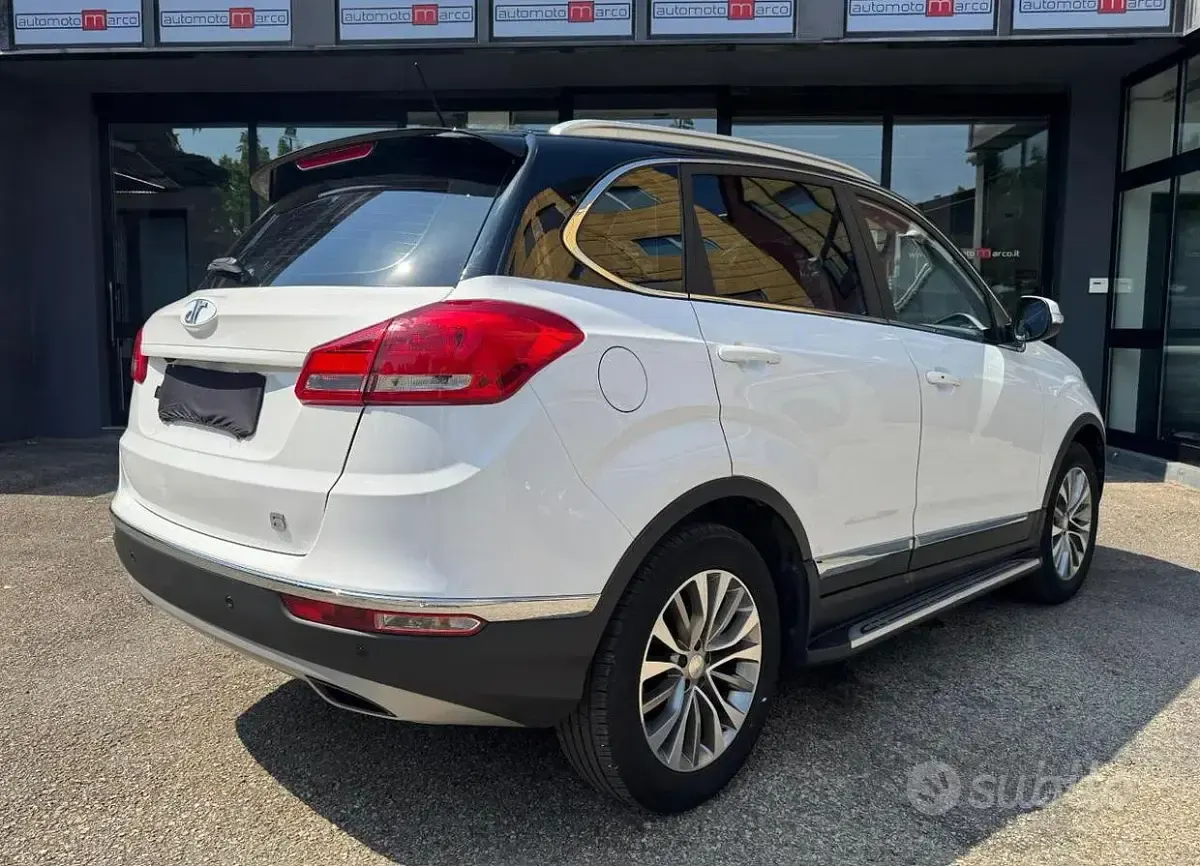 Usata DR DR6 150 CV (110 kW) 2020 Bianco SUV