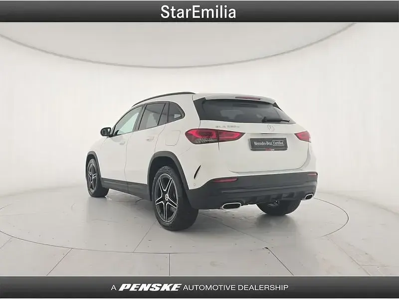 Usata Mercedes GLA250 Premium 160 CV (117 kW) 2022 Bianco SUV