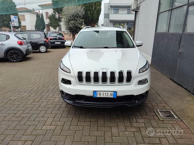 Usata Jeep Cherokee Longitude 185 CV (136 kW) 2015 Bianco SUV
