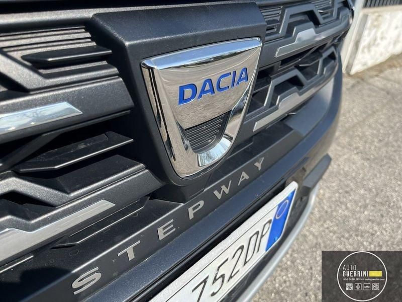 Usata Dacia Sandero Comfort 101 CV (74 kW) 2021 Nero Utilitaria