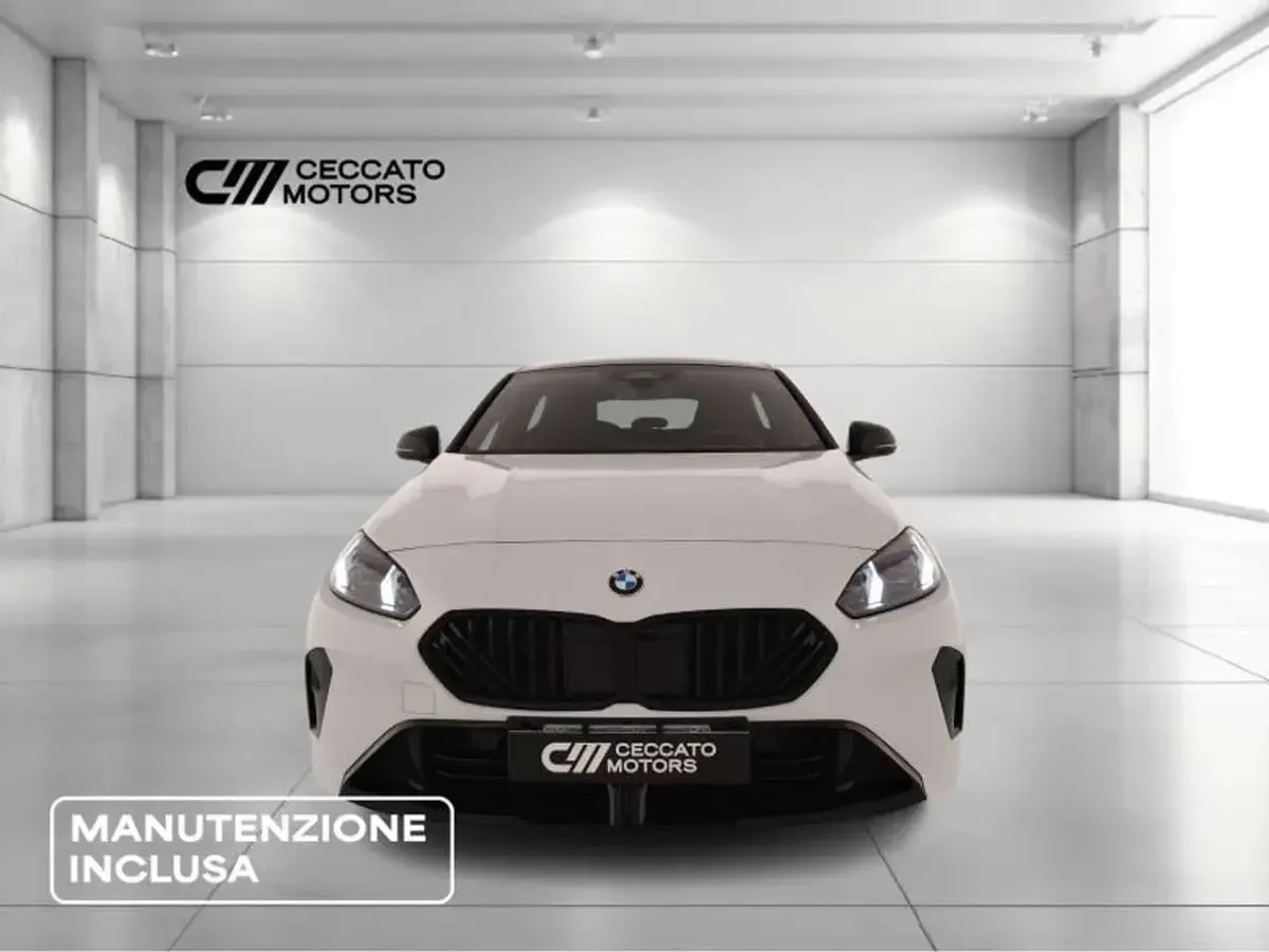 Nuova BMW 120 M Sport 163 CV (119 kW) 2026 Alpin white pastello Utilitaria