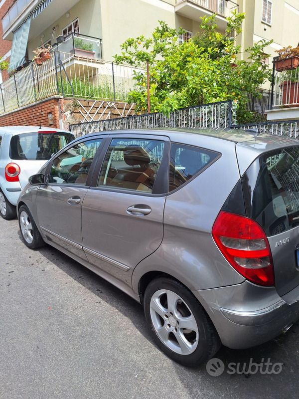 Usata Mercedes A180 2008 Grigio Monovolume