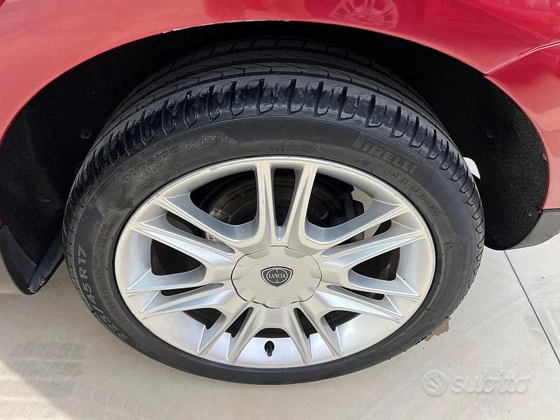Usado Lancia Delta 2015 Rojo Utilitario