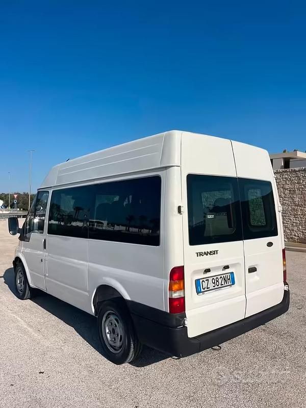 Usata Ford Transit 101 CV (74 kW) 2006 Bianco Monovolume
