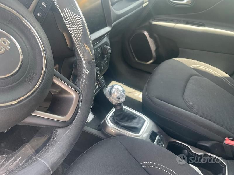 Usata Jeep Renegade Limited 120 CV (88 kW) 2021 Nero SUV
