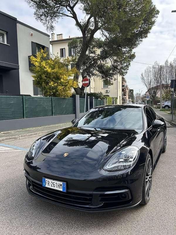 Usata Porsche Panamera Executive 330 CV (242 kW) 2018 Berlina