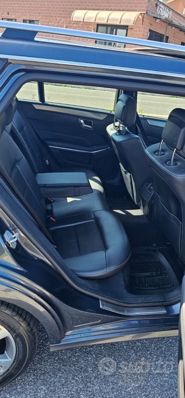Usata Mercedes E200 136 CV (100 kW) 2015 Grigio Station wagon