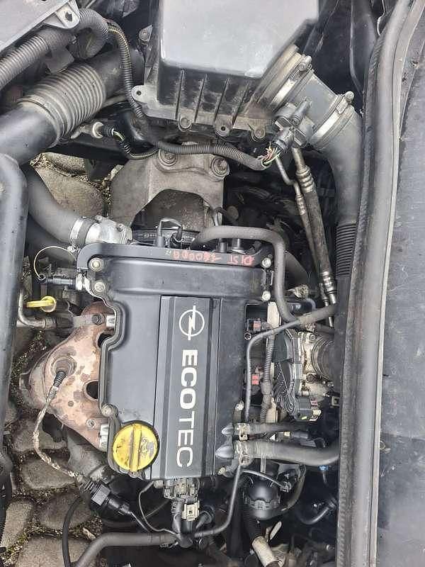 Usata Opel Corsa Club 65 CV (47 kW) 2013 Nero Utilitaria