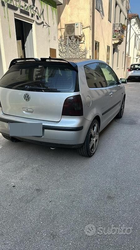 Usata VW Polo 2002 Grigio Berlina
