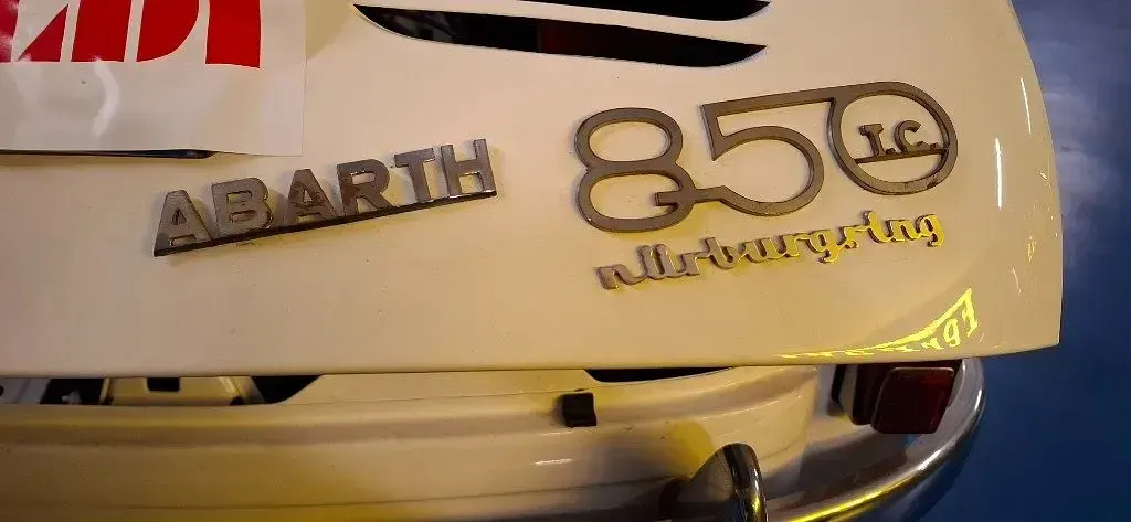 Usata Fiat 850 54 CV (39 kW) 1963 Bianco / pastello Utilitaria