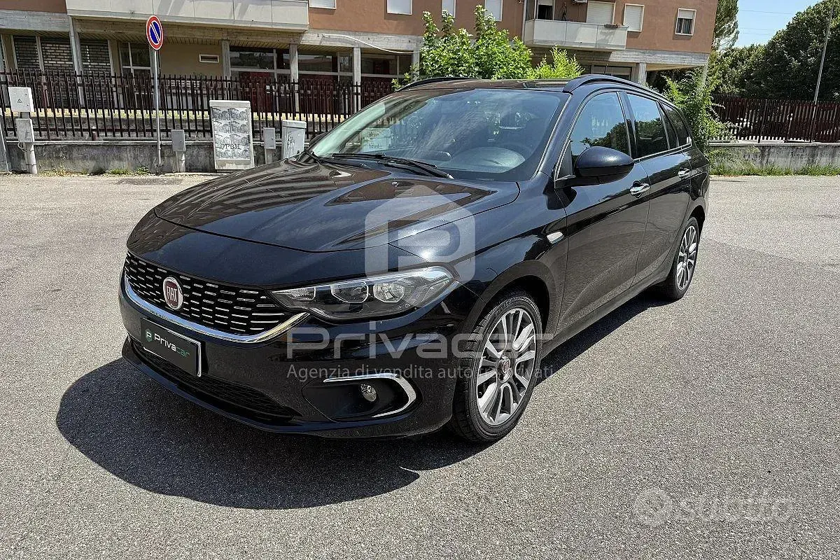 Usata Fiat Tipo S 120 CV (88 kW) 2018 Bluazzurro Station wagon