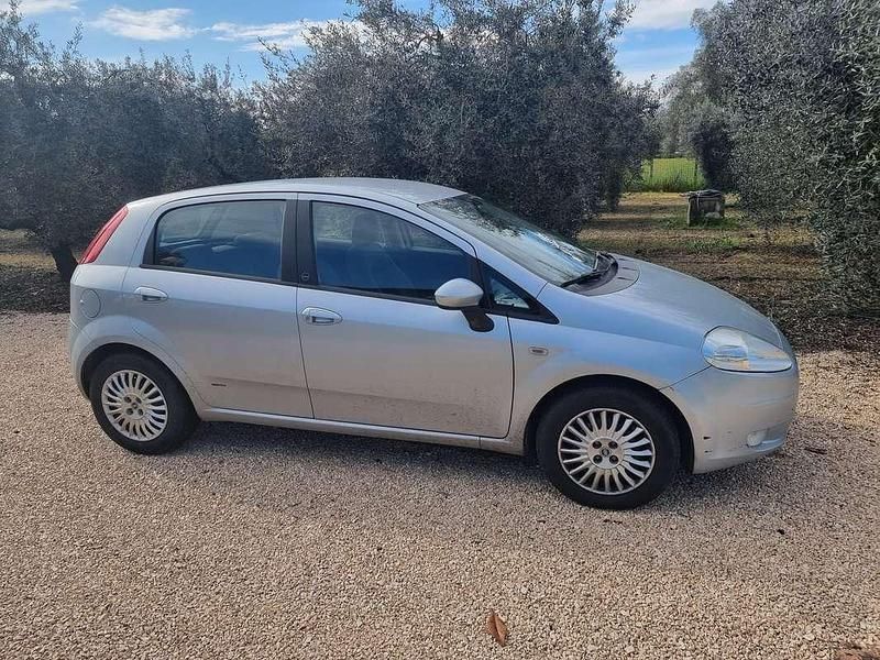 Usata Fiat Grande Punto Active 75 CV (55 kW) 2006 Utilitaria