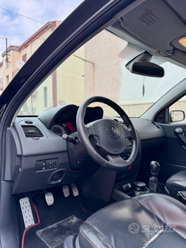 Usata Renault Mégane II R.S. 224 CV (164 kW) 2004 Nero Berlina