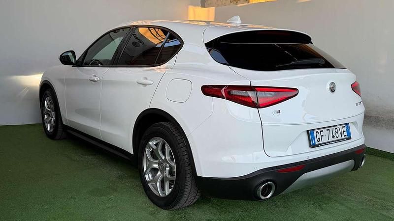 Usata Alfa Romeo Stelvio Executive 190 CV (139 kW) 2021 Bianco SUV