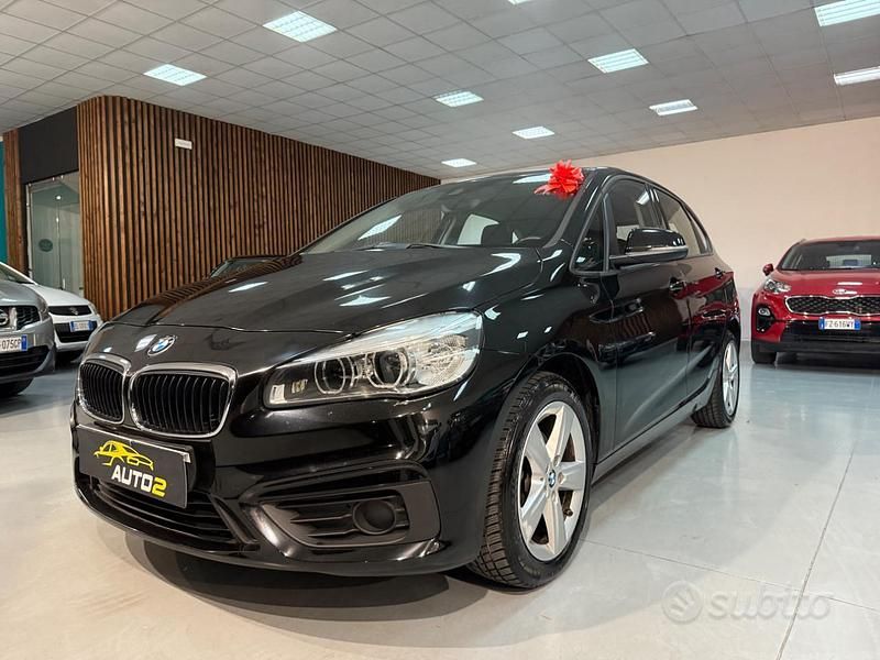 Usata BMW 214 Luxury Line 129 CV (94 kW) 2016 Nero Station wagon
