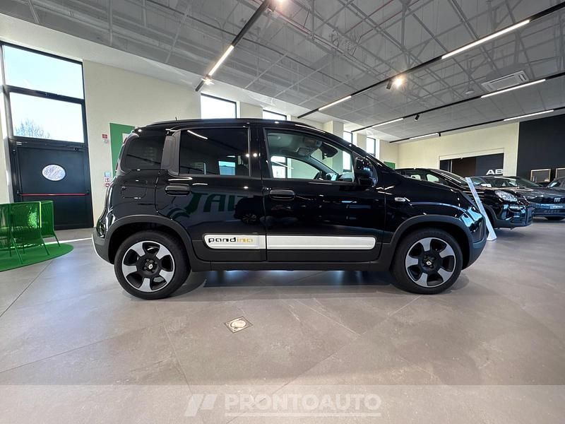 Nuova Fiat Panda 70 CV (51 kW) 2025 Nero977 Utilitaria