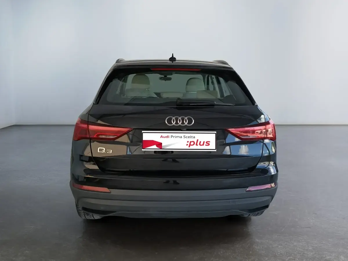 Usata Audi Q3 Advanced 150 CV (110 kW) 2023 Nero SUV