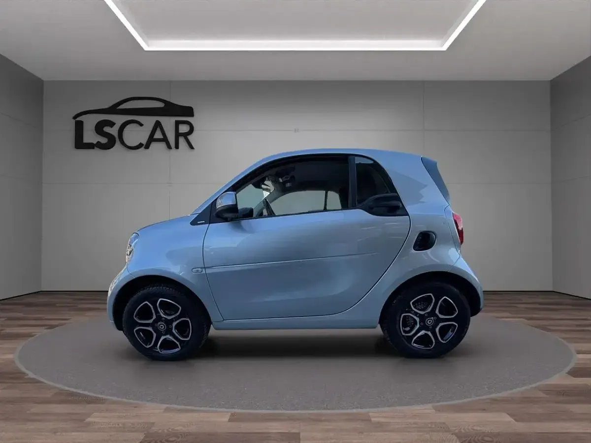 Usata Smart ForTwo Cabrio Passion 70 CV (51 kW) 2017 Giallo Cabrio