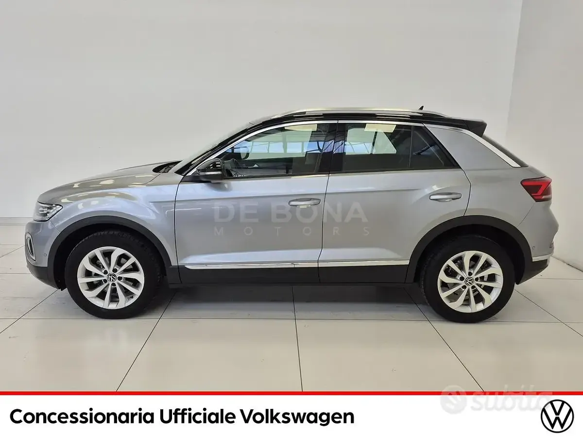 Usata VW T-Roc Style 116 CV (85 kW) 2025 Grigio SUV