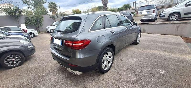 Usata Mercedes GLC220 170 CV (125 kW) 2017 Grigio SUV