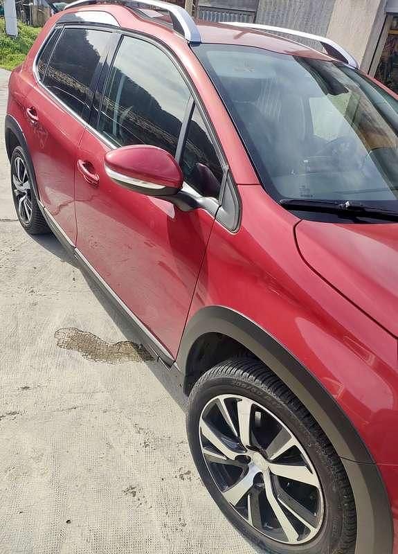 Usata Peugeot 2008 Allure 120 CV (88 kW) 2018 Rosso SUV