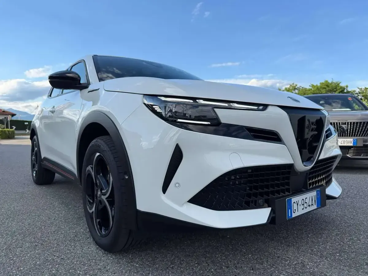 Usata Alfa Romeo GT Junior Edizione Speciale 136 CV (100 kW) 2025 Bianco SUV