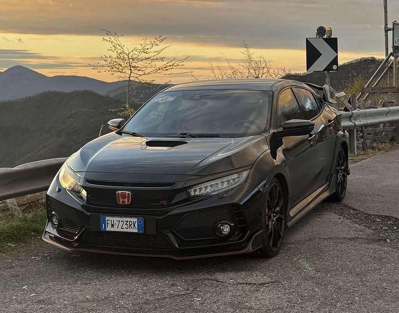 Usata Honda Civic Type R 320 CV (235 kW) 2019 Berlina