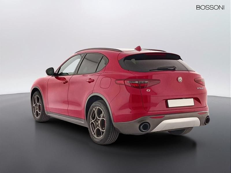 Usata Alfa Romeo Stelvio Ti 210 CV (154 kW) 2022 Rosso SUV