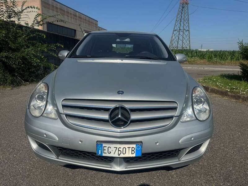 Argento Usata 2011 Mercedes R320 Monovolume | 6500 € (Super prezzo) - Immagine 1/4