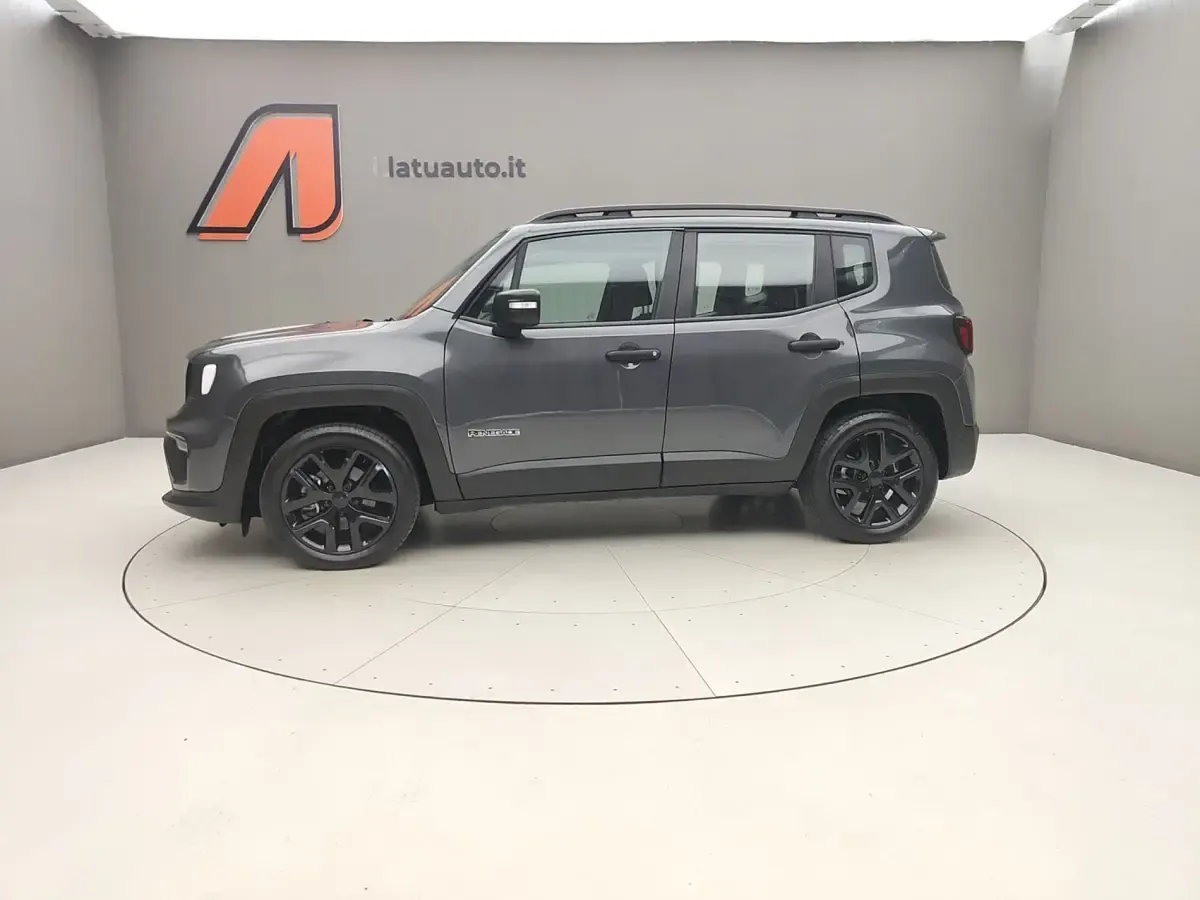 Usata Jeep Renegade Summit 131 CV (96 kW) 2025 Graphite grey SUV