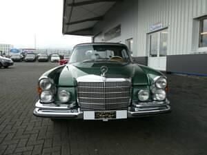 Usata Mercedes 280 SE 200 CV (147 kW) 1970 Verde Cabrio
