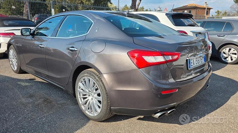 Usata Maserati Ghibli 275 CV (202 kW) 2014 Grigio Berlina