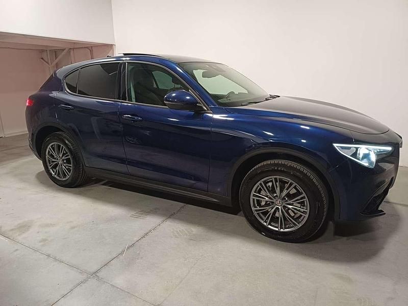 Usata Alfa Romeo Stelvio 210 CV (154 kW) 2017 Blu SUV